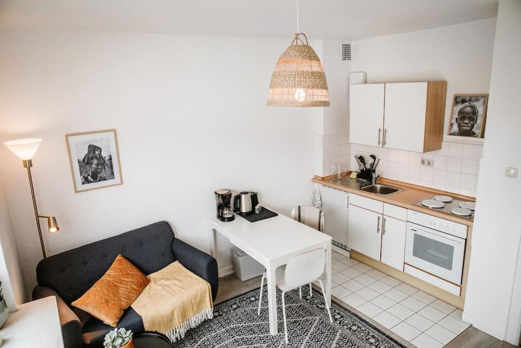City-Appartement, Holtenauer Strasse Mit 24H Check-In Kiel Buitenkant foto