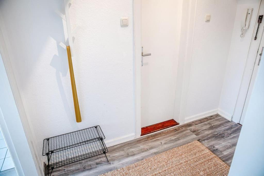 City-Appartement, Holtenauer Strasse Mit 24H Check-In Kiel Buitenkant foto